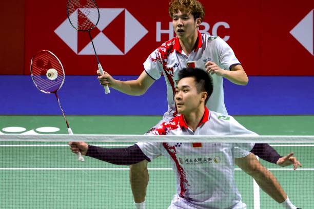 羽毛球场地六个点位示意图及移动路线指南