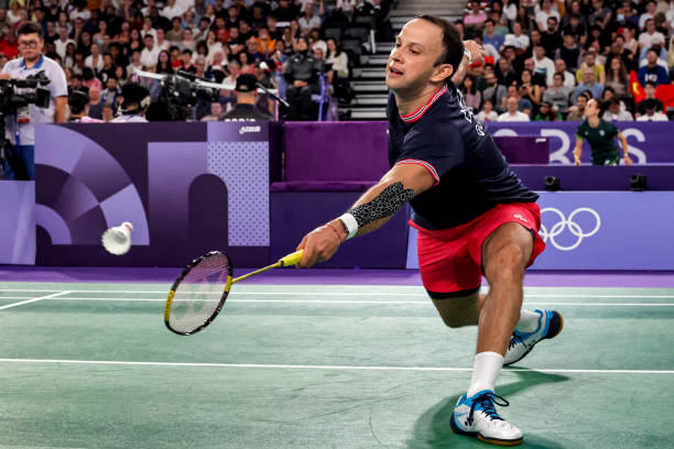 羽毛球规则演变：从休闲娱乐到标准化竞技