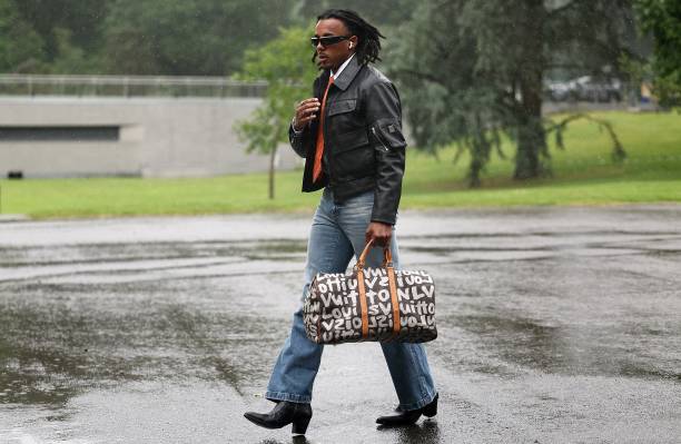 逆风前行：马奎尔如何应对职业生涯的低谷与批评