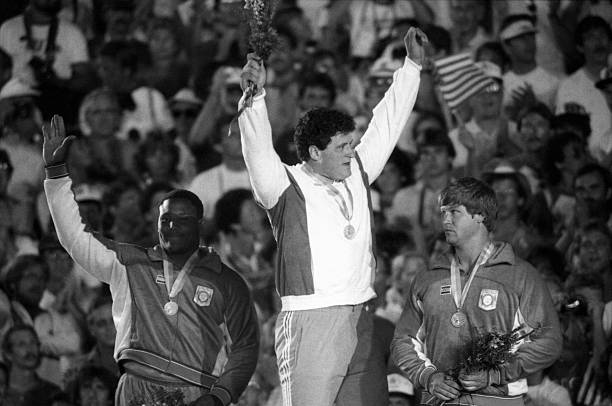 乒乓球项目加入奥运大家庭的年份