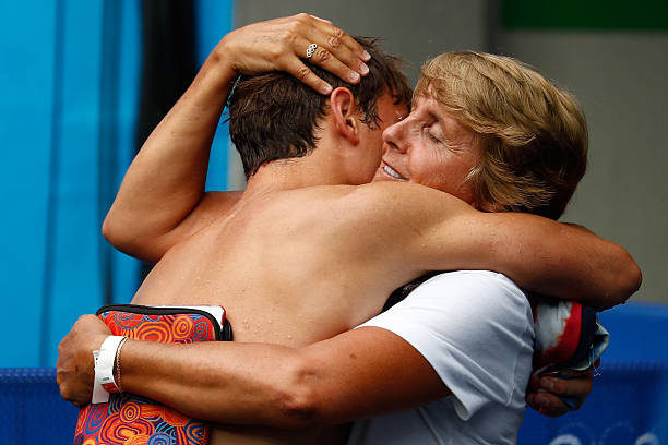 孙杨决赛现场，张豆豆现身支持引媒体关注