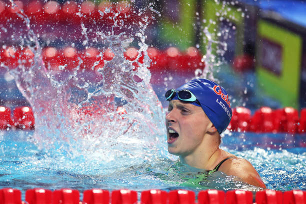 巴黎游泳盛事：观众指南与观赛攻略