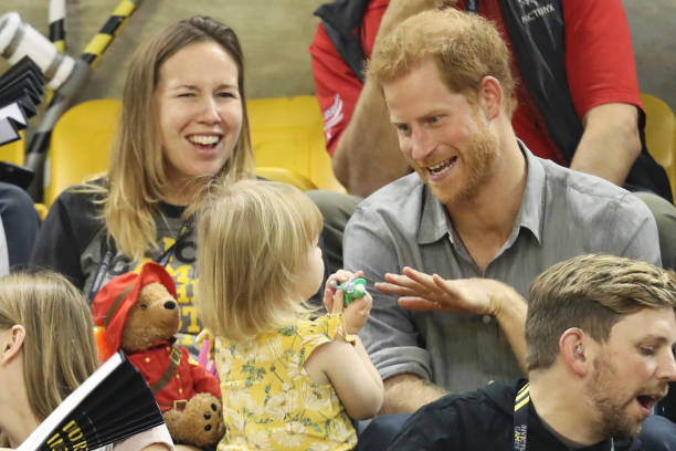 冯坤老公背景大起底：事业有成的成功人士